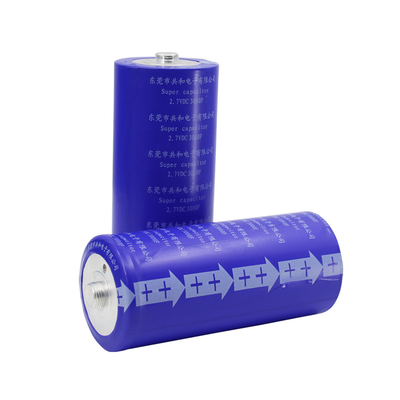 60x136mm Siêu tụ điện Pin 2.7V 3000F Không có cháy nổ Thực tế